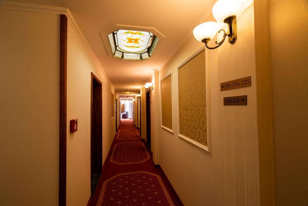 Elizabeth Hotel Gyula Εξωτερικό φωτογραφία